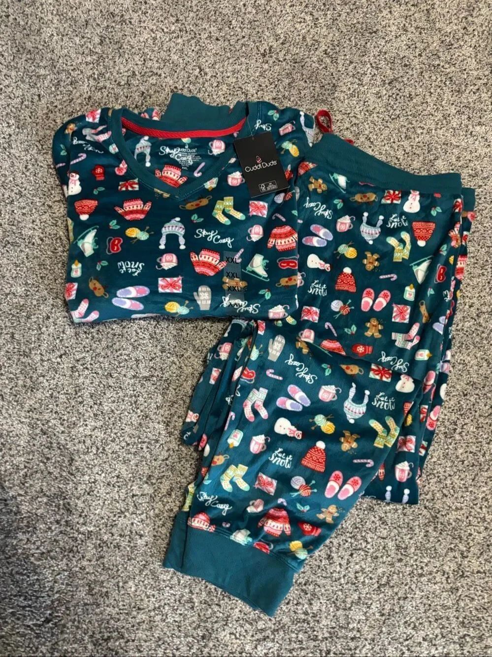 ❤️Cuddl Duds Stay Cozy Holiday Pajama Set